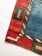 Load image into Gallery viewer, No. R1069 - 2.7&#39; x 4.8&#39; Vintage Persian Gabbeh Runner Rug
