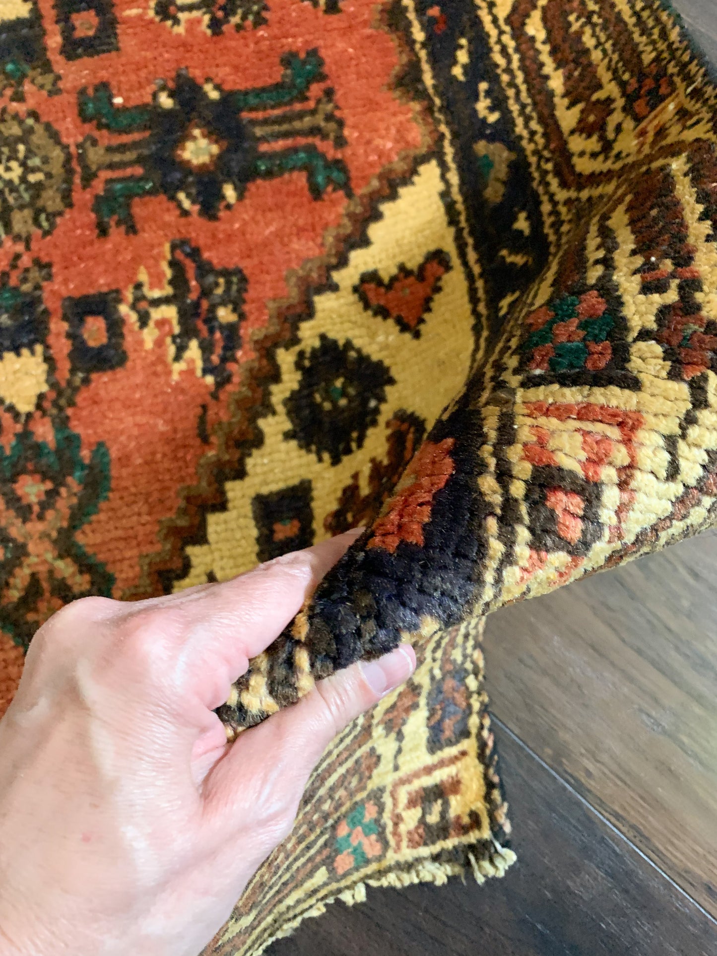 Vintage Persian Runner Rug No. R1179 - 3.2' x 9.0'
