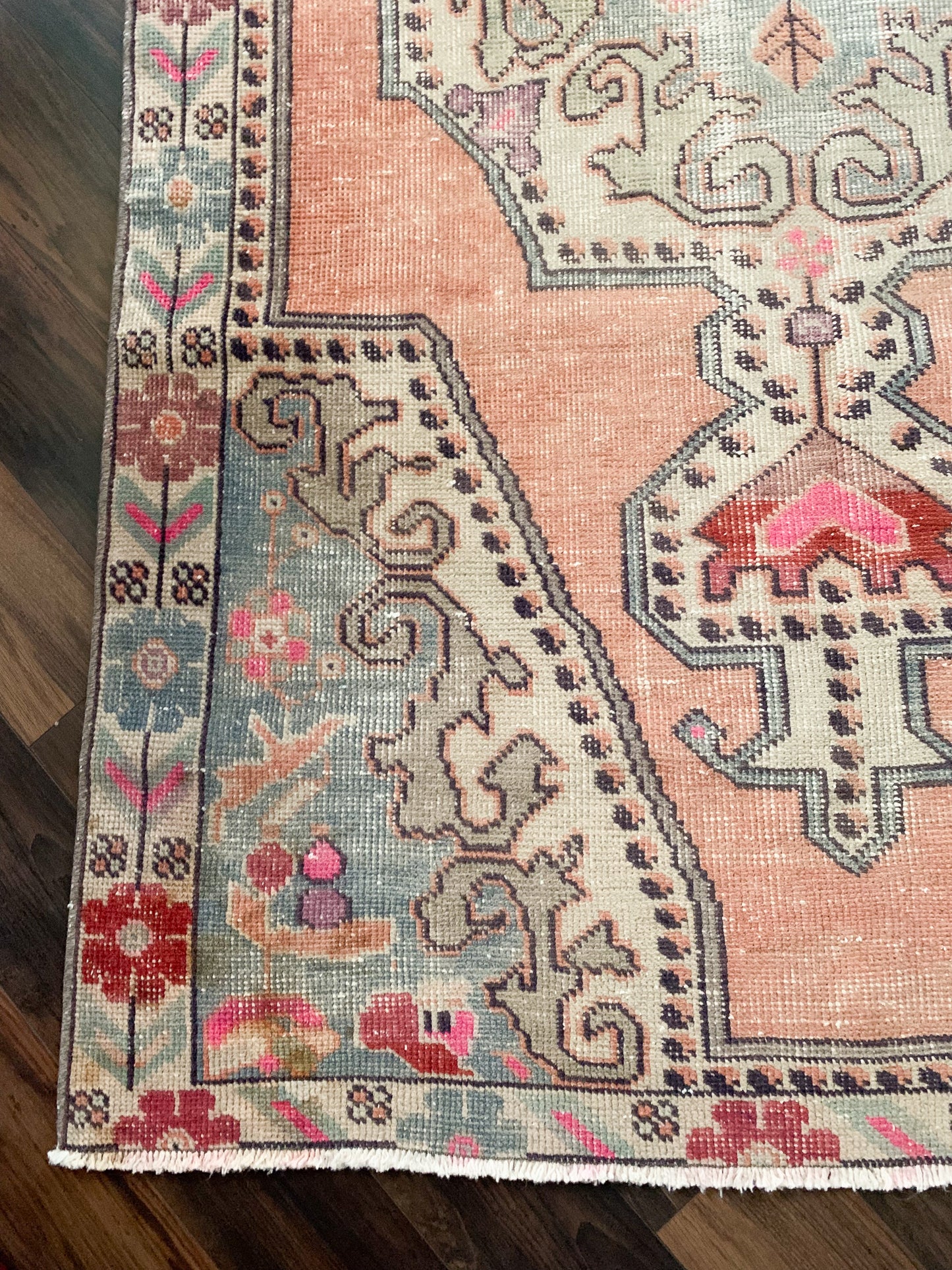 Vintage Turkish Area Rug No. A1180 - 4.1' x 7.6'