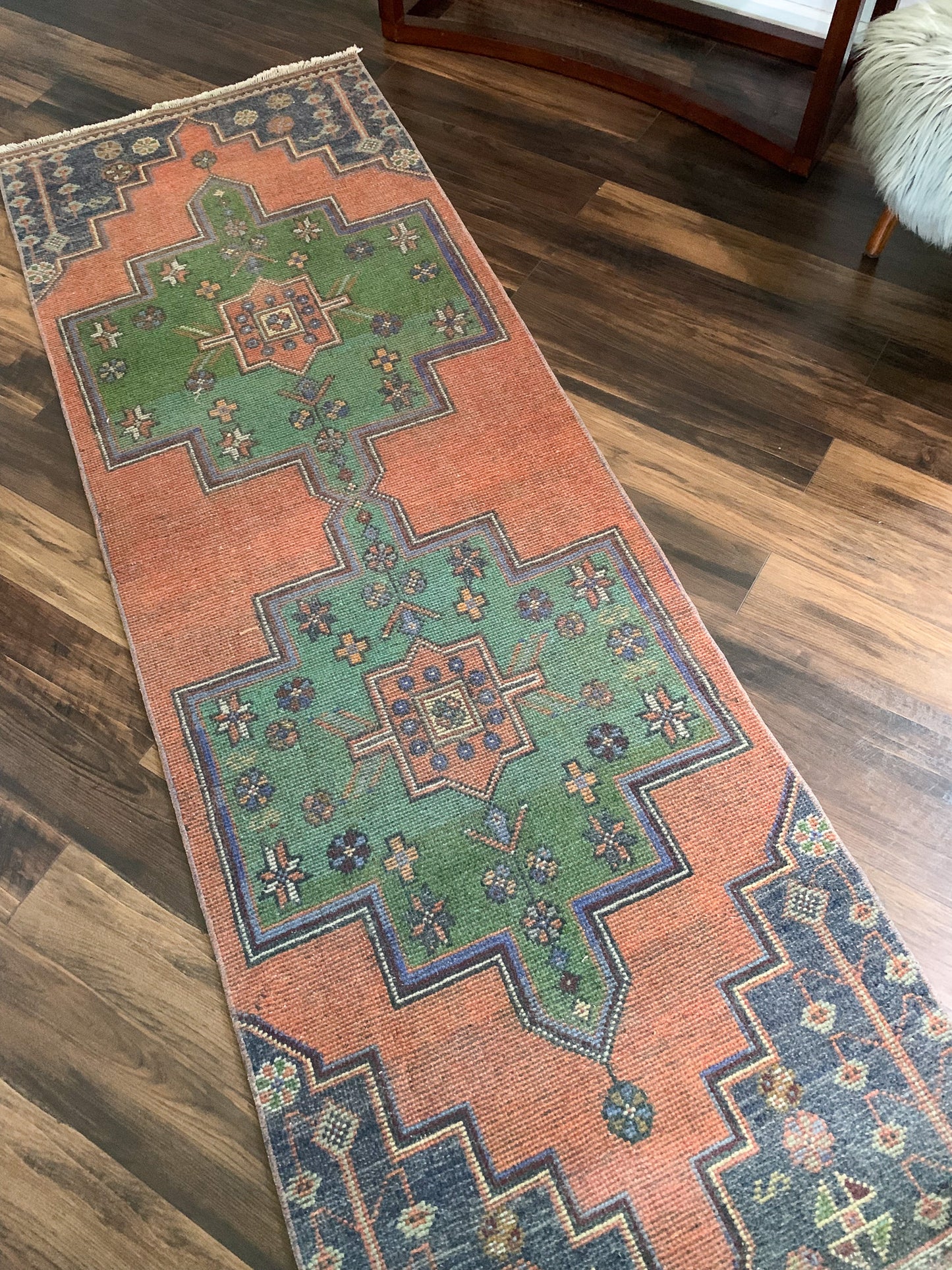 Vintage Turkish Runner Rug No. R1183 - 2.8' x 8.5'