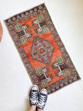Load image into Gallery viewer, No. 563 - 1.6&#39; x 3.2&#39; Vintage Turkish Mini Rug
