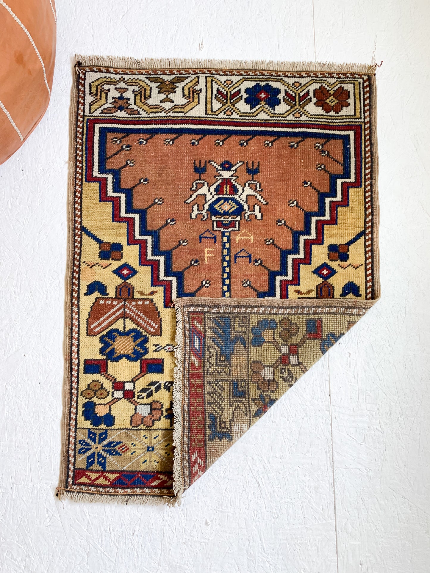 No. 565 - 2.0' x 2.8' Vintage Turkish Mini Rug