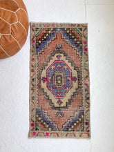 Load image into Gallery viewer, No. 568 - 1.7&#39; x 3.2&#39; Vintage Turkish Mini Rug
