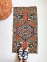 Load image into Gallery viewer, No. 571 - 1.7&#39; x 3.2&#39; Vintage Turkish Mini Rug
