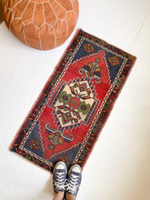 Load image into Gallery viewer, No. 577 - 1.8&#39; x 3.7&#39; Vintage Turkish Mini Rug

