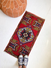 Load image into Gallery viewer, No. 587 - 1.6&#39; x 3.4&#39; Vintage Turkish Mini Rug
