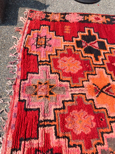 No. A1085 - 6.0' x 11.8' Vintage Moroccan Bejaad Area Rug