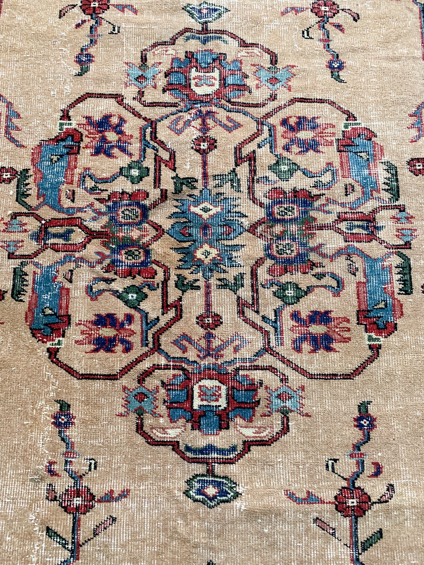 No. A1135 - 4.9' x 8.0' Vintage Turkish Area Rug