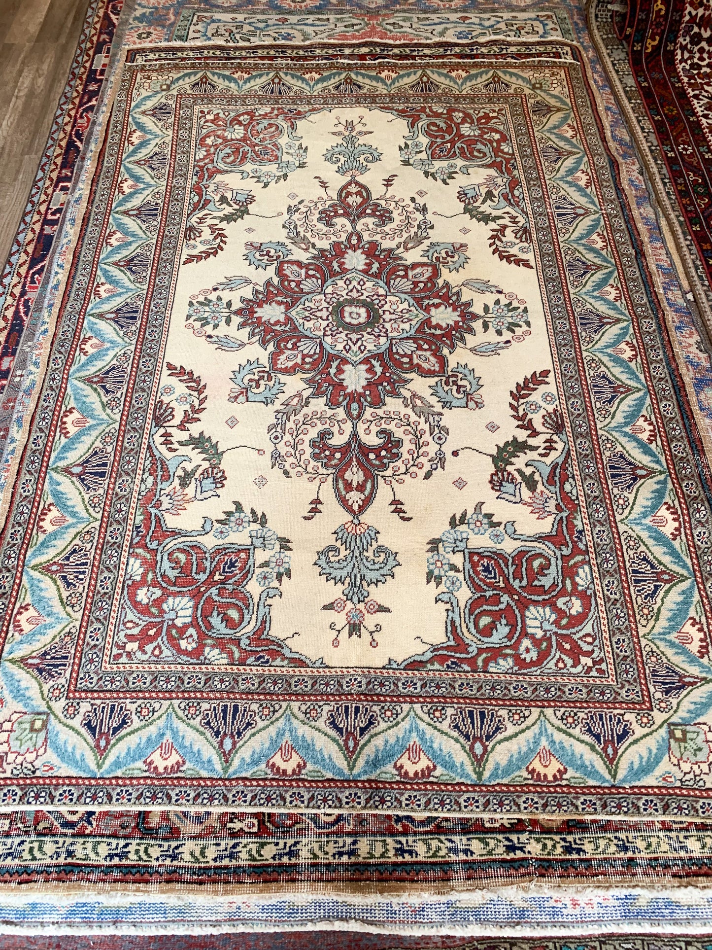 No. A1134 - 4.7' x 7.1' Vintage Turkish Area Rug