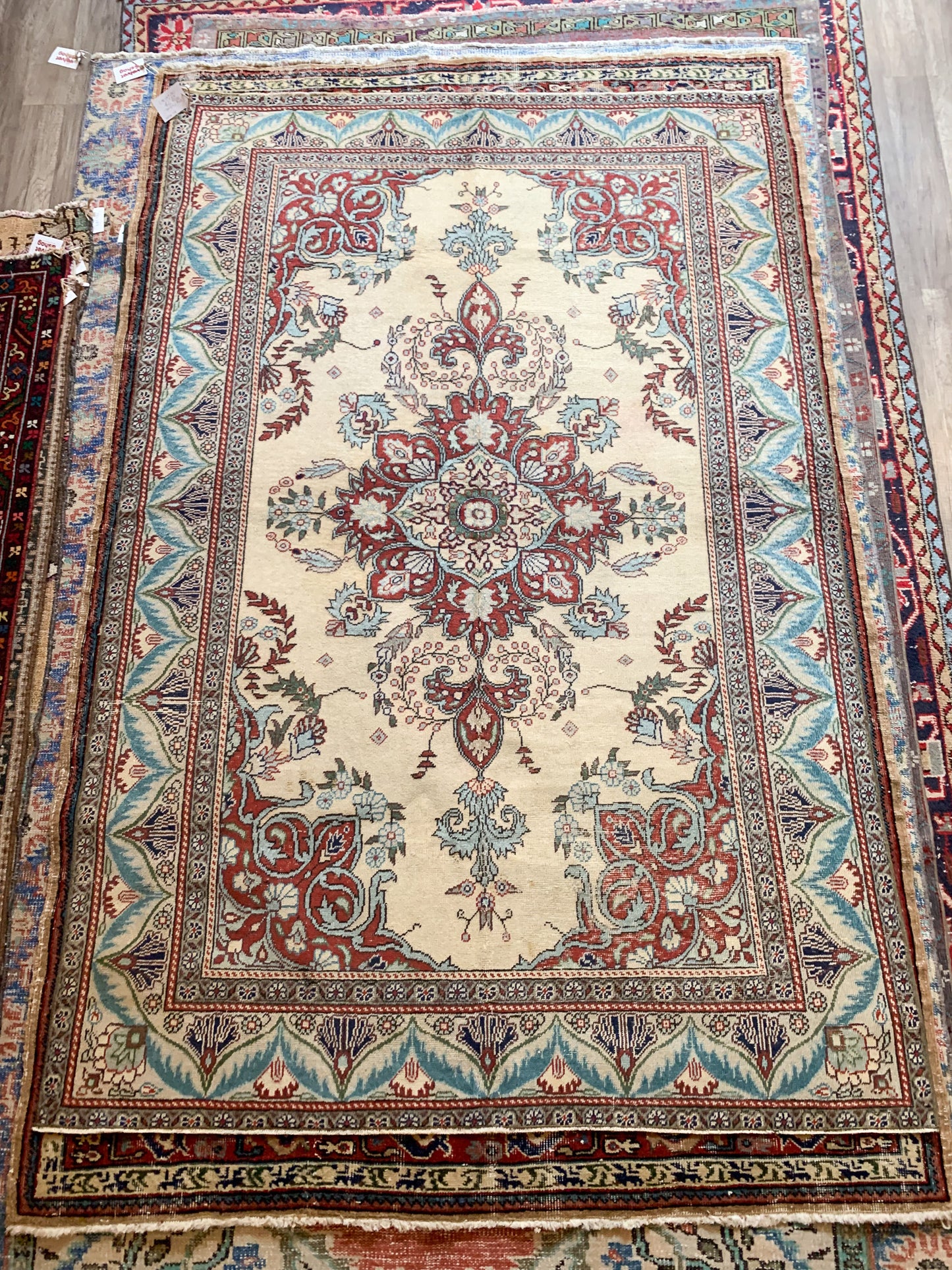 No. A1134 - 4.7' x 7.1' Vintage Turkish Area Rug