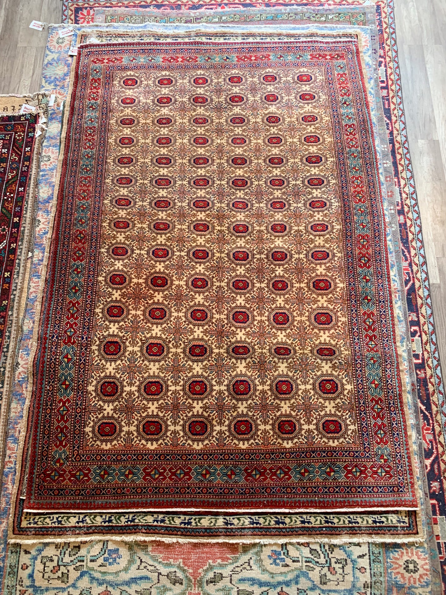 No. A1133 - 4.9' x 7.3' Vintage Turkish Area Rug