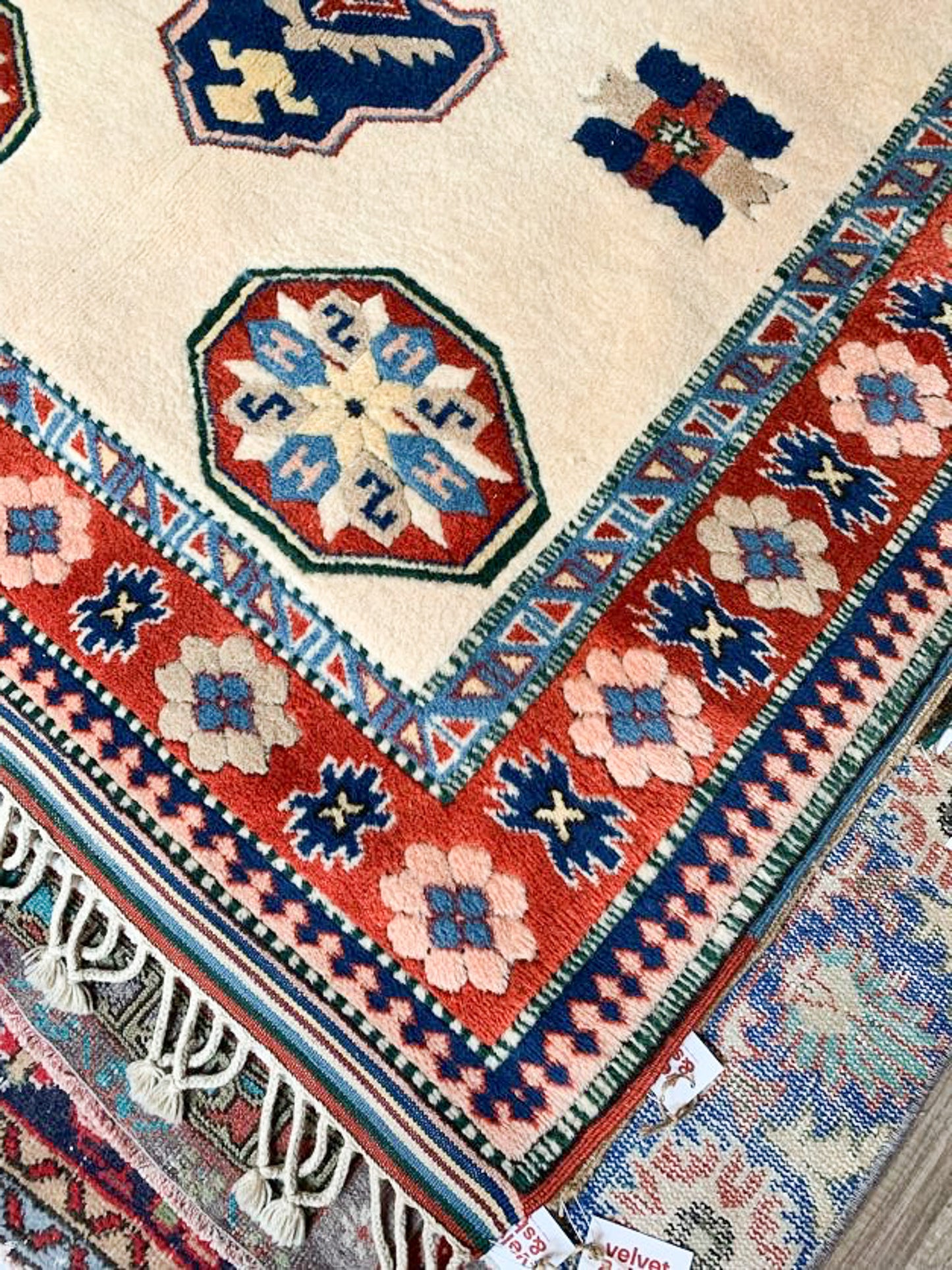 No. A1132 - 5.1' x 7.8' Vintage Turkish Area Rug