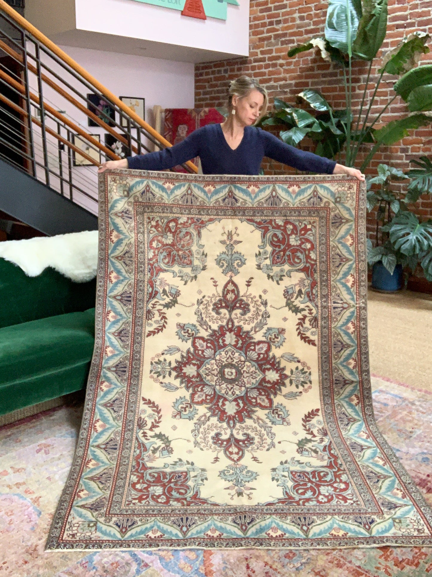 No. A1134 - 4.7' x 7.1' Vintage Turkish Area Rug