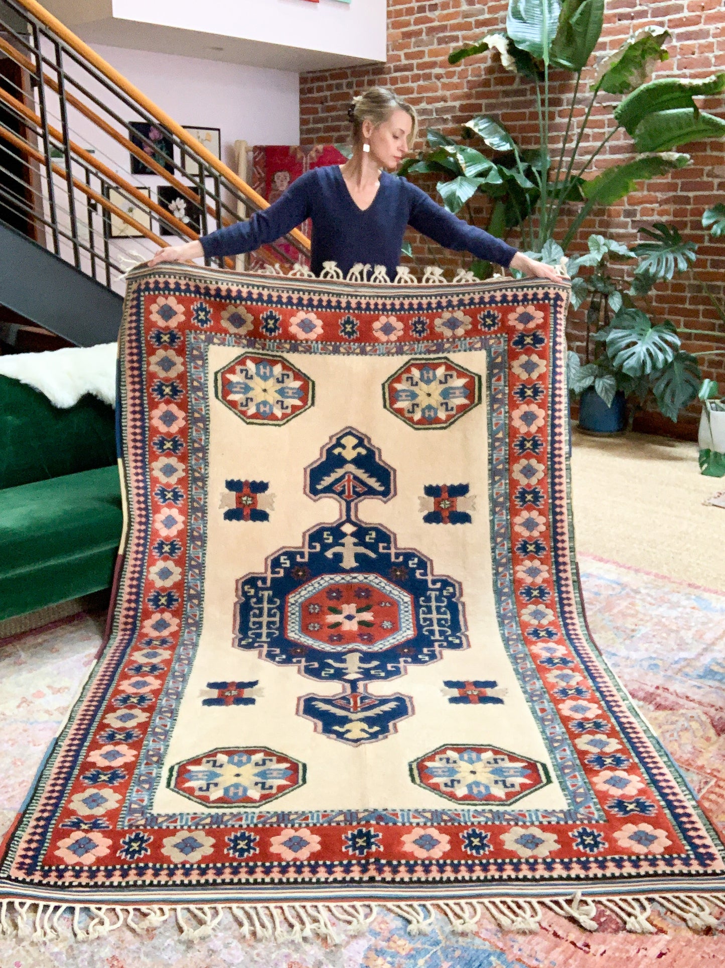 No. A1132 - 5.1' x 7.8' Vintage Turkish Area Rug