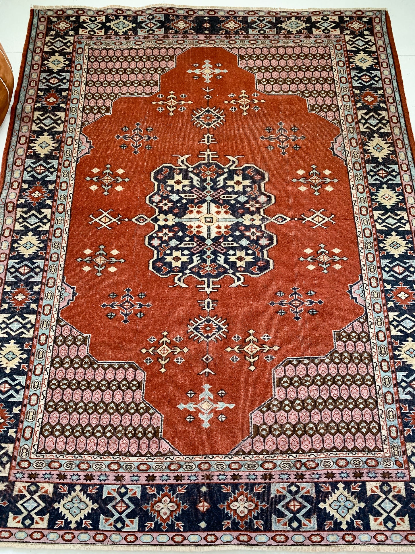 Victoria - 5.4' x 7.0' Vintage Turkish Area Rug