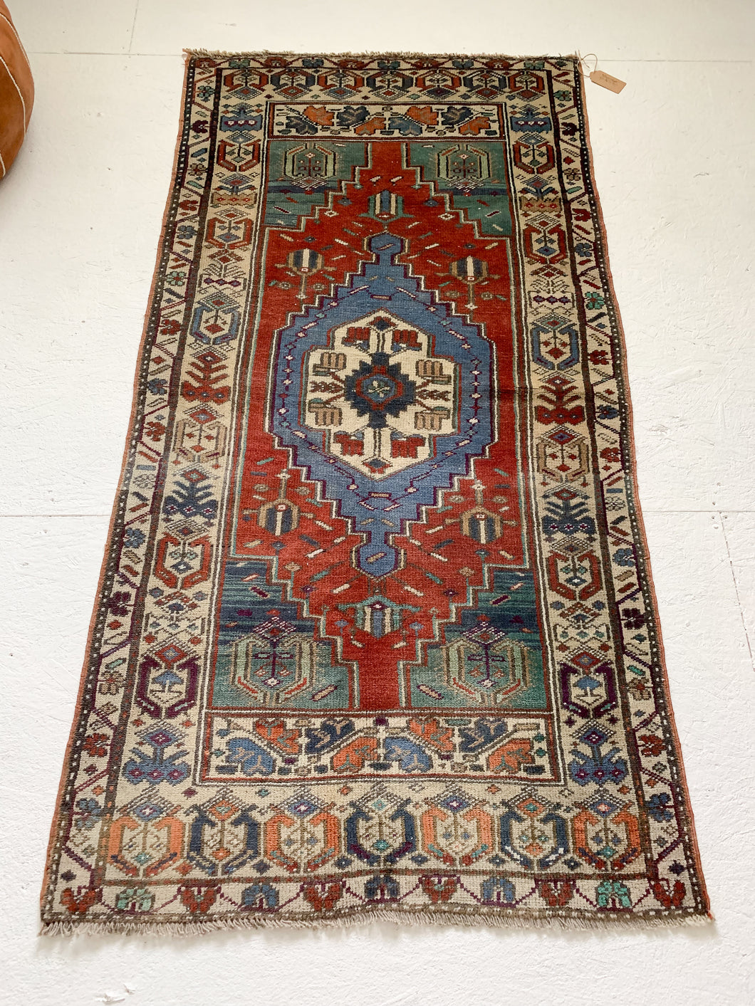 Everleigh - 3.1' x 6.2' Vintage Turkish Area Rug