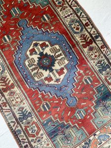 Everleigh - 3.1' x 6.2' Vintage Turkish Area Rug