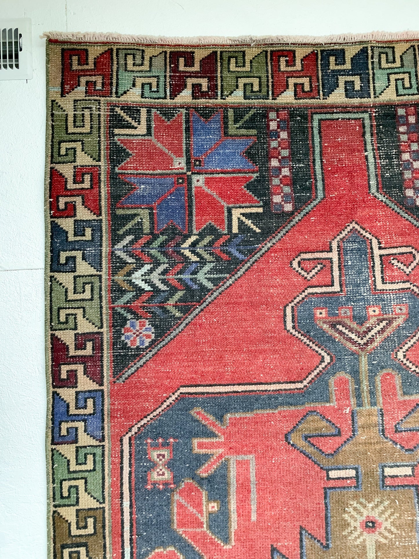 Raelynn - 4.3' x 8.8' Vintage Turkish Area Rug