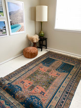 Load image into Gallery viewer, Remi - 5.1&#39; x 10.6&#39; Vintage Persian Area Rug

