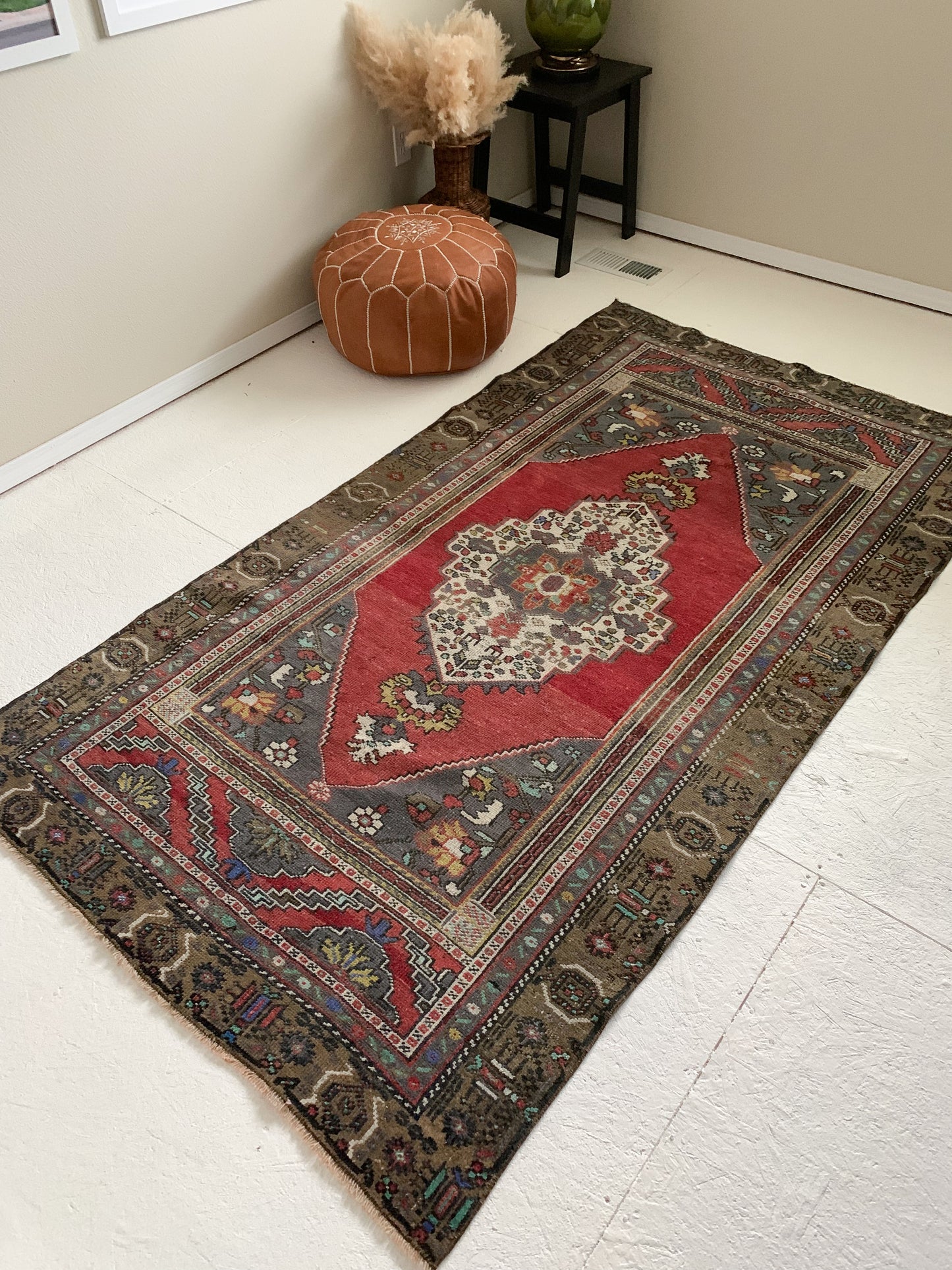 Maeve - 4.0' x 5.6' Vintage Turkish Area Rug