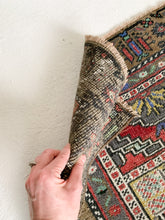 Load image into Gallery viewer, Maeve - 4.0&#39; x 5.6&#39; Vintage Turkish Area Rug
