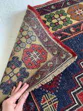 Load image into Gallery viewer, Alina - 3.9&#39; x 7.6&#39; Vintage Turkish Area Rug
