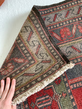 Load image into Gallery viewer, Sloane - 4.4&#39; x 9.5&#39; Vintage Turkish Area Rug

