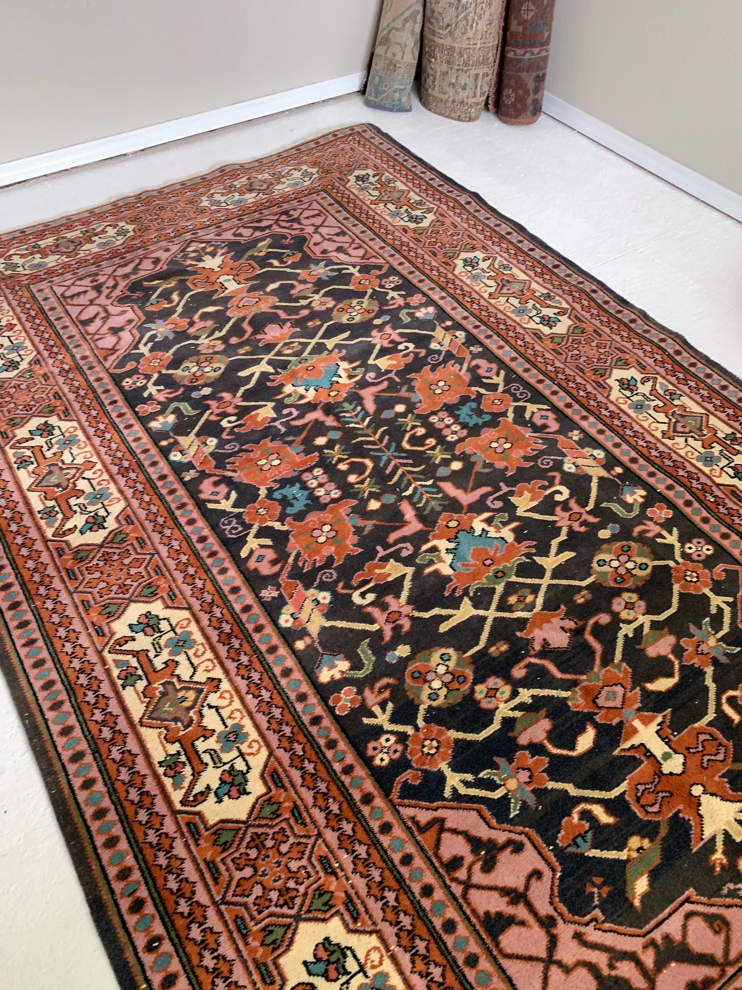 Selma - 5.3' x 8.5' Vintage Turkish Area Rug