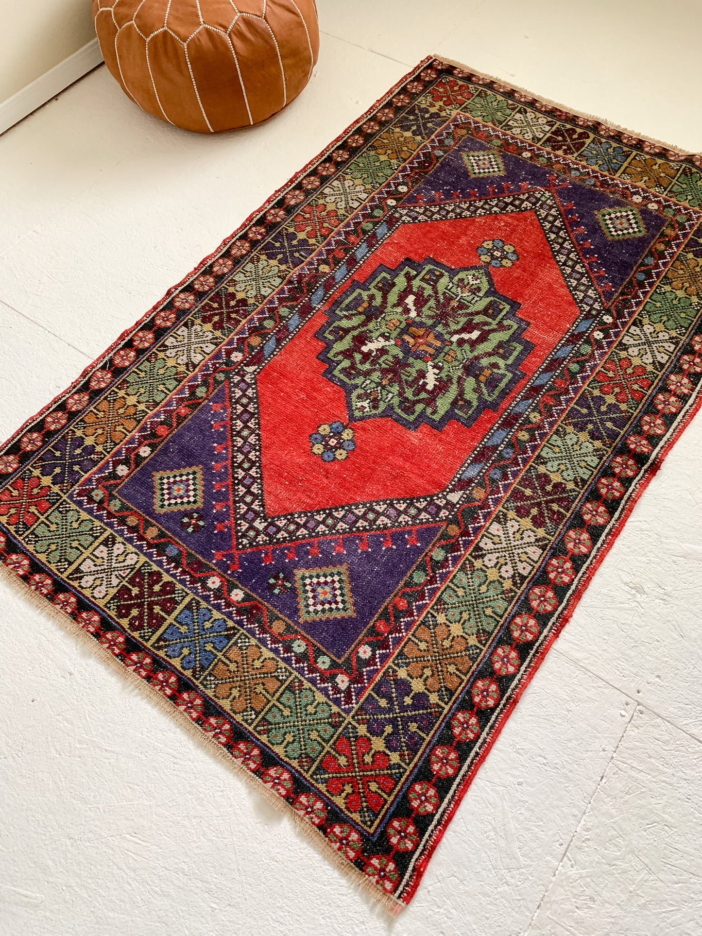 Constance - 3.5' x 5.7' Vintage Turkish Area Rug