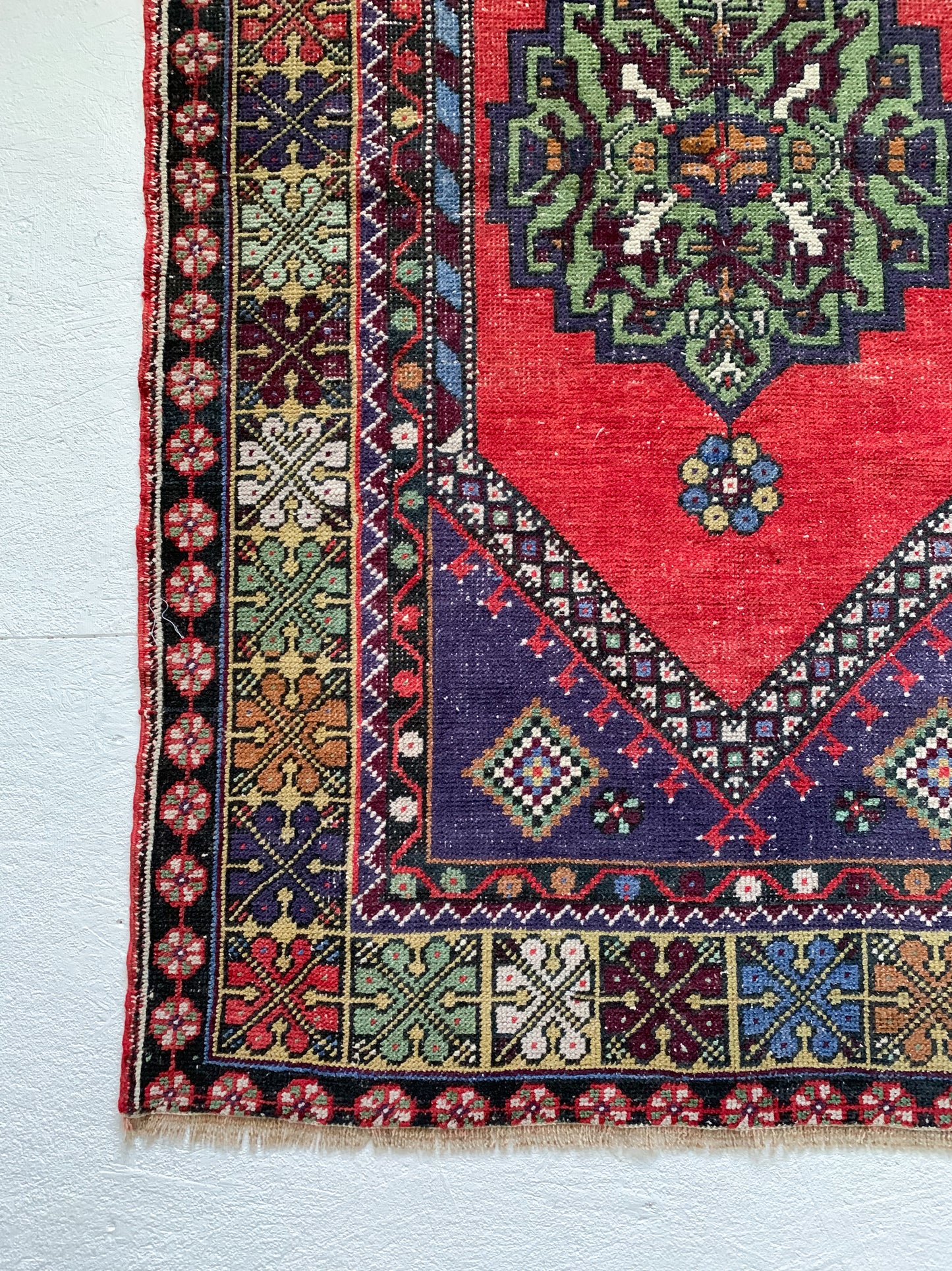 Constance - 3.5' x 5.7' Vintage Turkish Area Rug