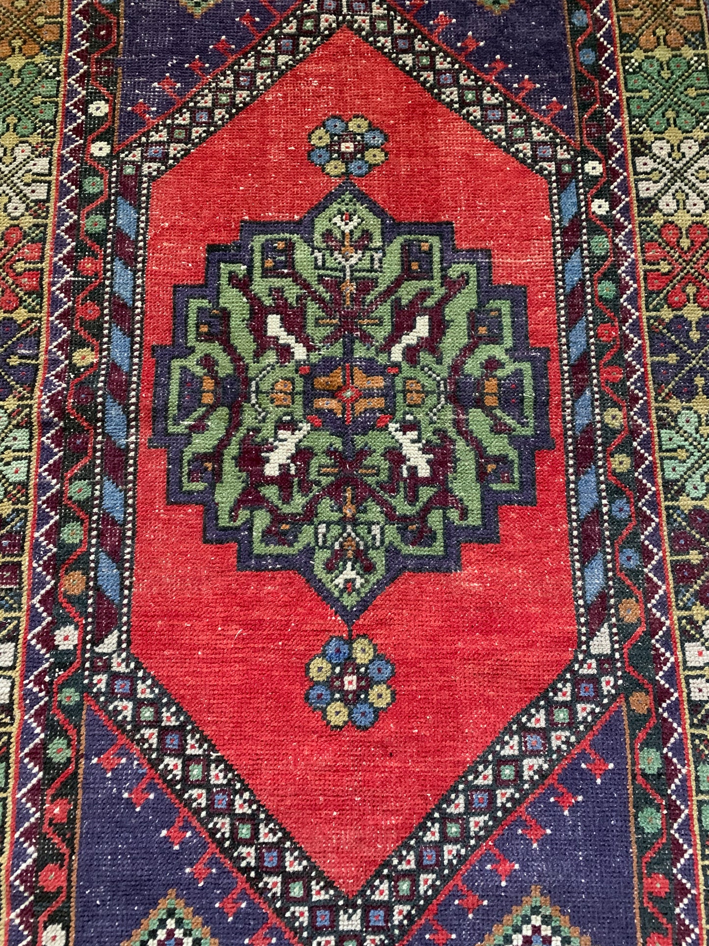 Constance - 3.5' x 5.7' Vintage Turkish Area Rug