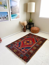 Load image into Gallery viewer, Reserved for Tessa - Joelle - 3.5&#39; x 5.5&#39; Vintage Turkish Area Rug
