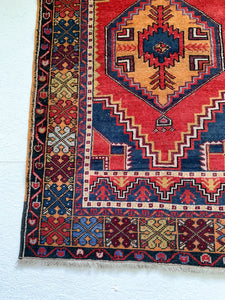 Reserved for Tessa - Joelle - 3.5' x 5.5' Vintage Turkish Area Rug
