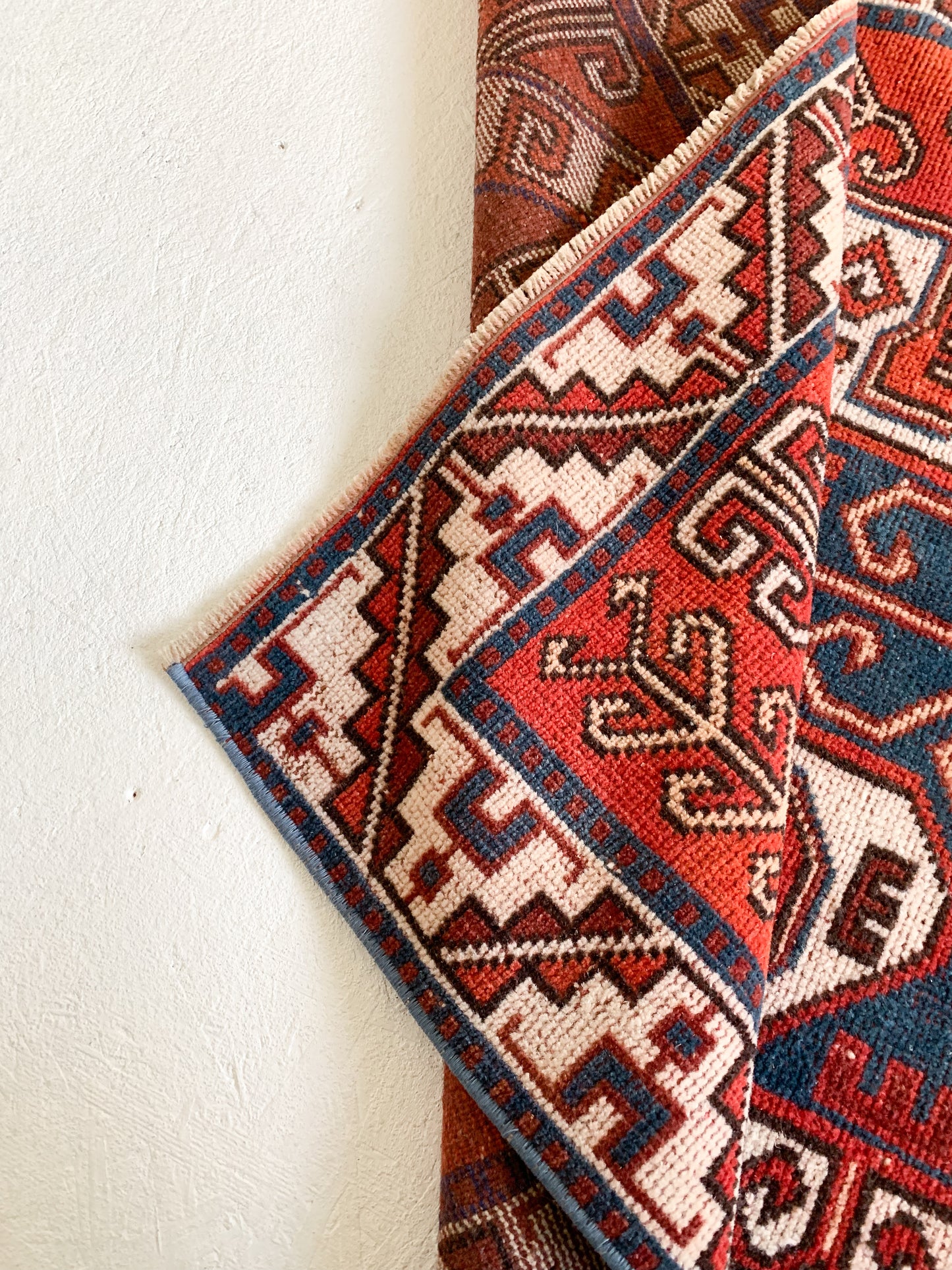 Ella - 3.3' x 6.8' Vintage Turkish Runner Rug