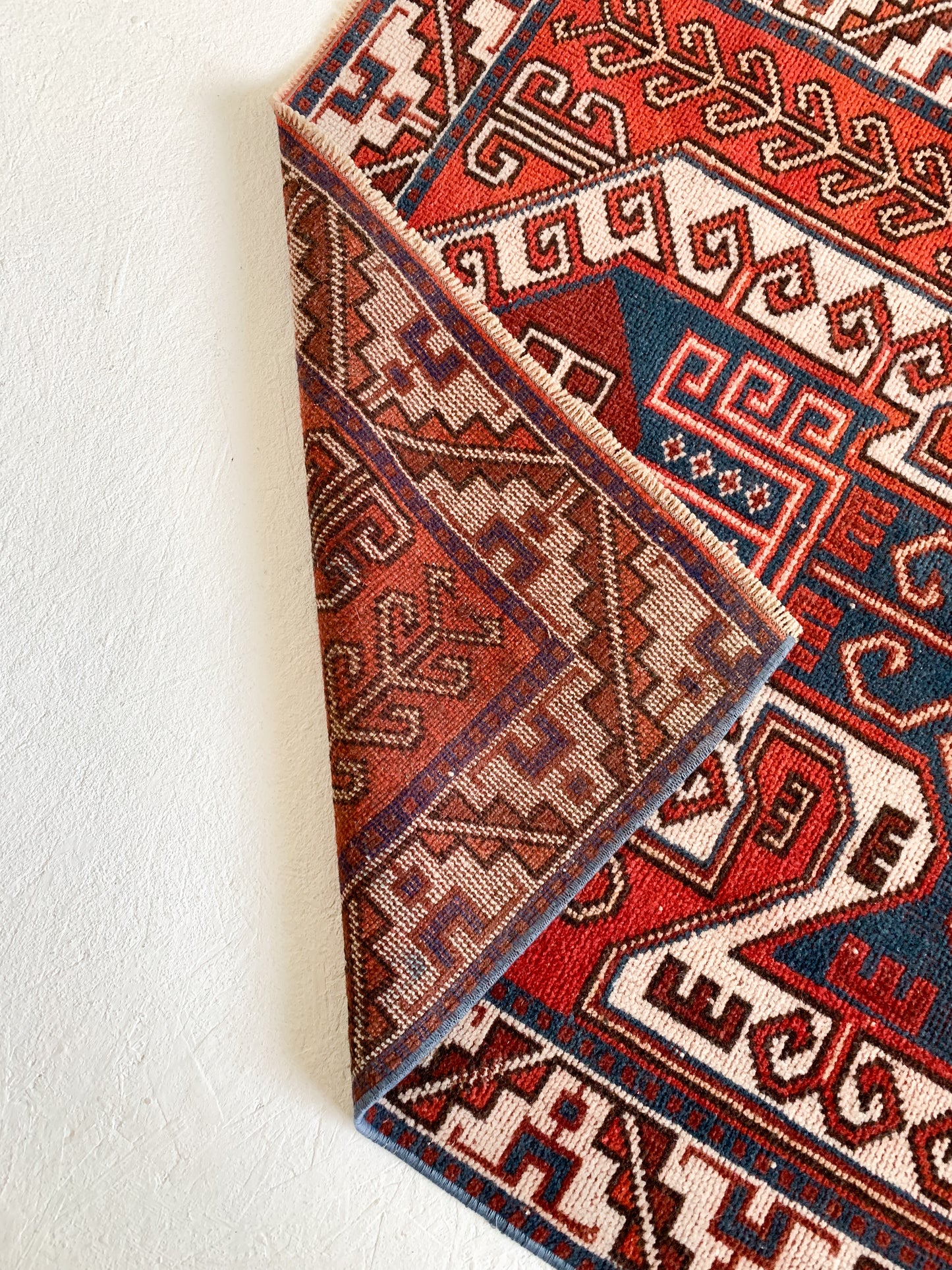 Ella - 3.3' x 6.8' Vintage Turkish Runner Rug