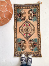 Load image into Gallery viewer, No. 512 - 1.6&#39; x 3.3&#39; Vintage Turkish Mini Rug
