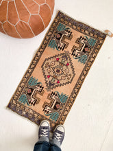 Load image into Gallery viewer, No. 512 - 1.6&#39; x 3.3&#39; Vintage Turkish Mini Rug
