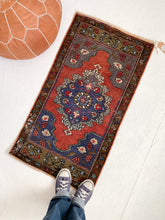 Load image into Gallery viewer, No. 513 - 1.9&#39; x 3.5&#39; Vintage Turkish Mini Rug
