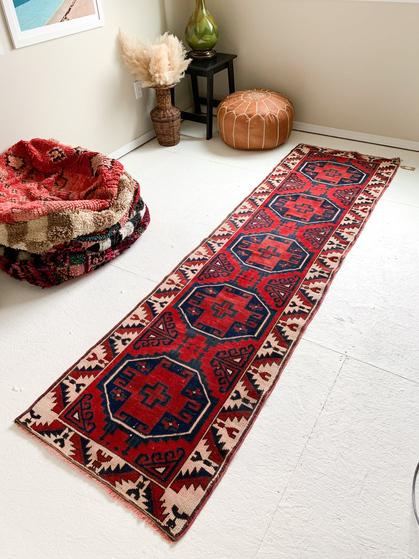 No. R1006 - 2.3' x 8.5' Vintage Turkish Runner Rug