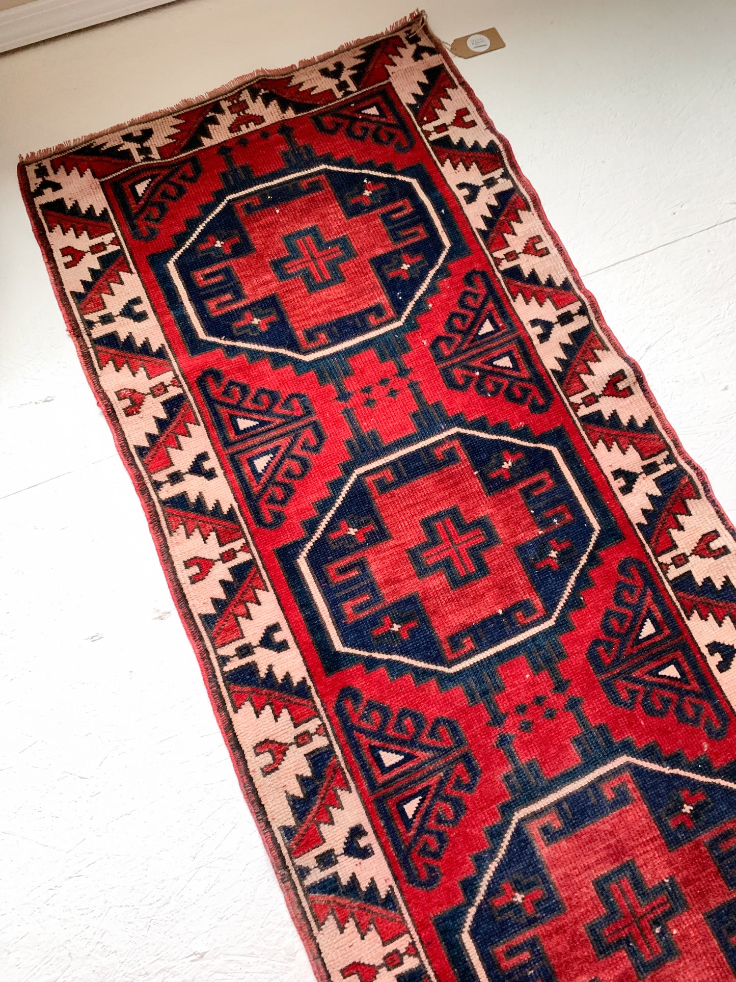 No. R1006 - 2.3' x 8.5' Vintage Turkish Runner Rug