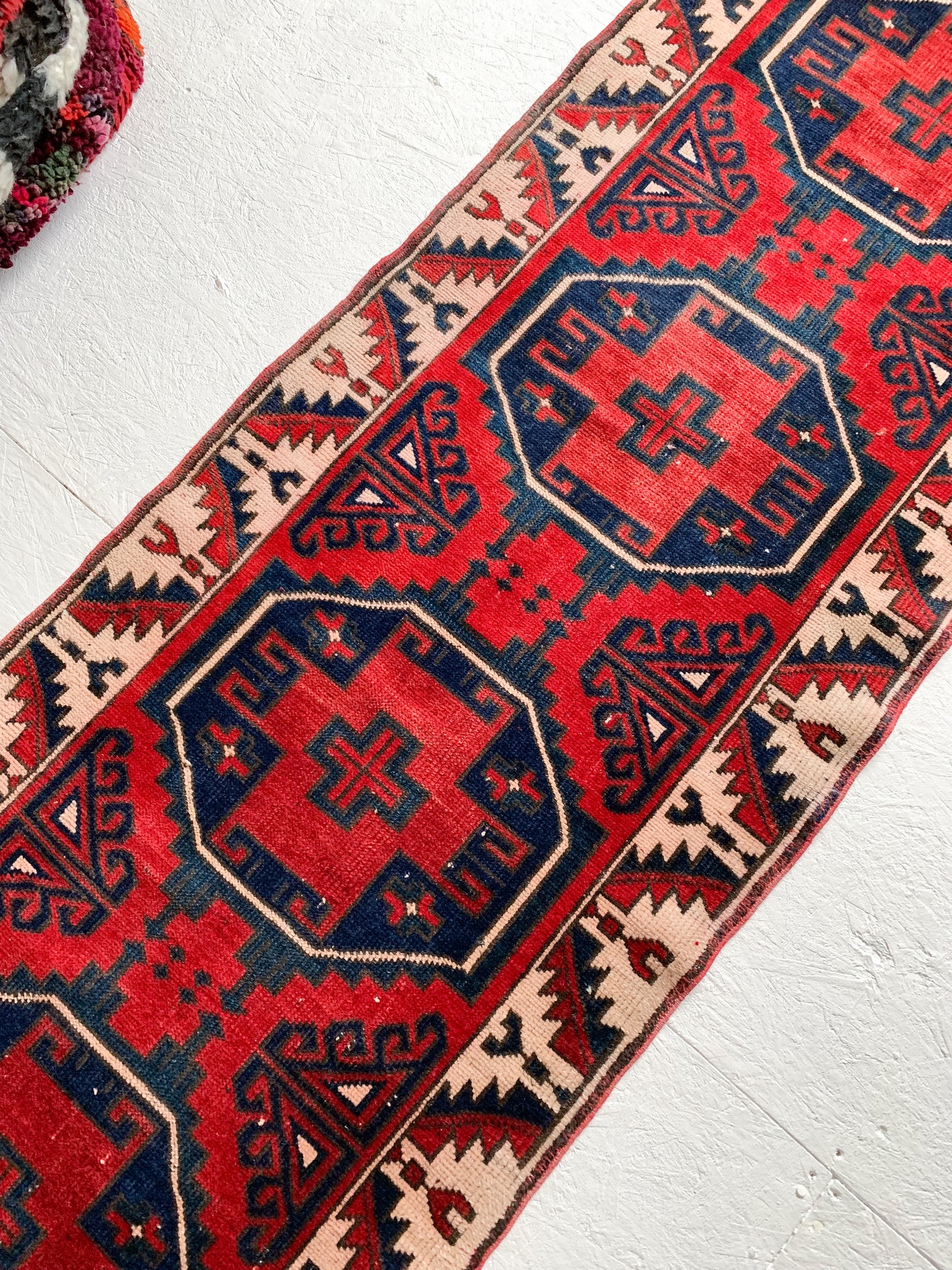 No. R1006 - 2.3' x 8.5' Vintage Turkish Runner Rug