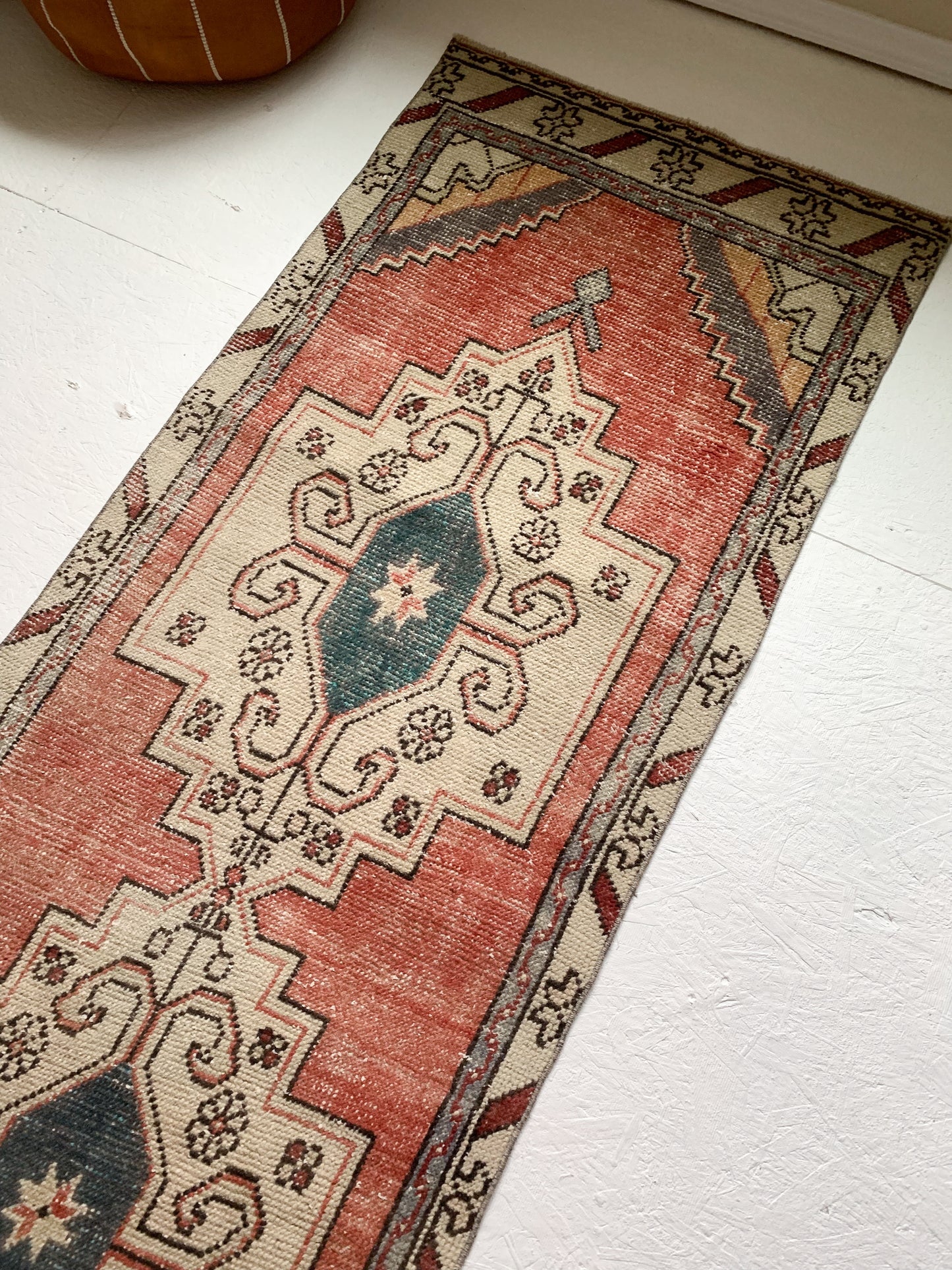 No. R1008 - 2.5' x 9.2' Vintage Turkish Runner Rug