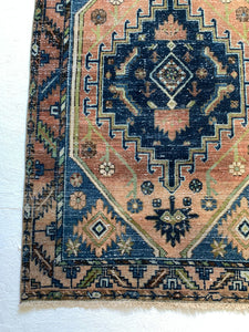 No. A1013 - 3.4' x 5.0' Vintage Persian Zanjan Area Rug