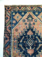 Load image into Gallery viewer, No. A1013 - 3.4&#39; x 5.0&#39; Vintage Persian Zanjan Area Rug
