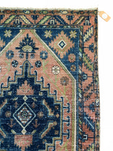 Load image into Gallery viewer, No. A1013 - 3.4&#39; x 5.0&#39; Vintage Persian Zanjan Area Rug
