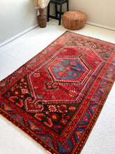 Load image into Gallery viewer, No. A1019 - 4.4&#39; x 7.3&#39; Vintage Persian Shiraz Tribal Area Rug
