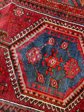 Load image into Gallery viewer, No. A1019 - 4.4&#39; x 7.3&#39; Vintage Persian Shiraz Tribal Area Rug
