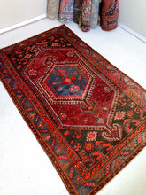 Load image into Gallery viewer, No. A1019 - 4.4&#39; x 7.3&#39; Vintage Persian Shiraz Tribal Area Rug
