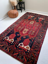 Load image into Gallery viewer, No. A1021 - 4.7&#39; x 8.4&#39; Vintage Persian Tribal Area Rug
