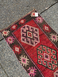 No. R1022 - 2.5' x 11.3' Vintage Turkish Herki Runner Rug